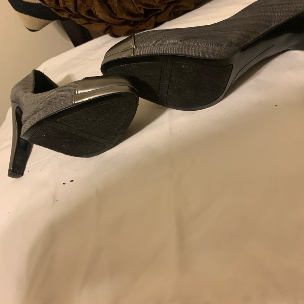 Nine West Gray and Black Heels
